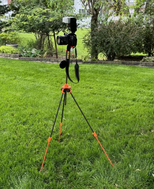 Full-Size, Lightweight Tripod (640g) for Photos & Videos