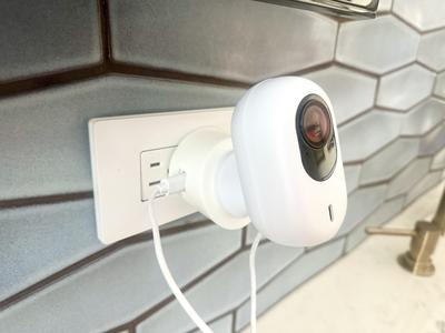 Unifi G4 Instant Camera Outlet Angle Mount