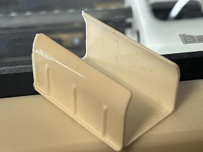 28mm Diameter Pipe Clamp, Fixing Clamp, Ventilation Pipe Clamp