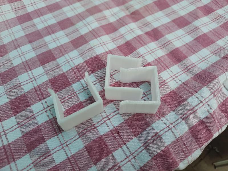 Table Cloth Clip