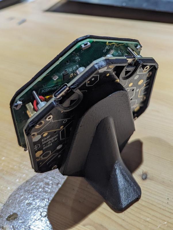 EMF Tildagon badge stand (for use with bumper case)