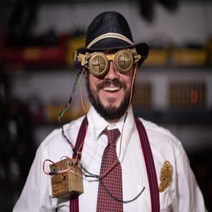 Mechanized Blinking Iris Goggles
