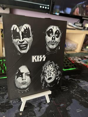 Kiss (#2) - Hueforge