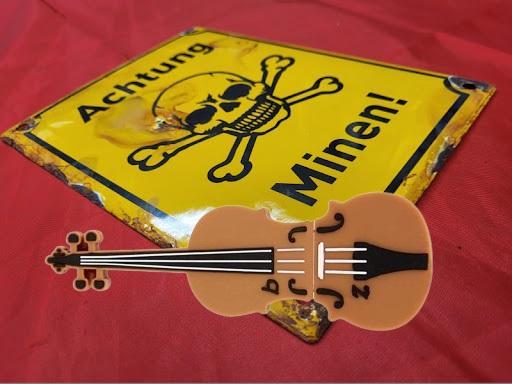 ACHTUNG MINEN - stencil