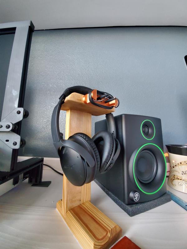 Headphone cable holder
