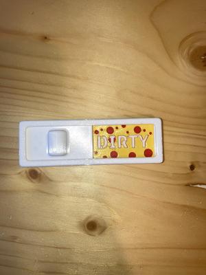 Dishwasher Clean/Dirty sign with bubbles and ketchup splotches