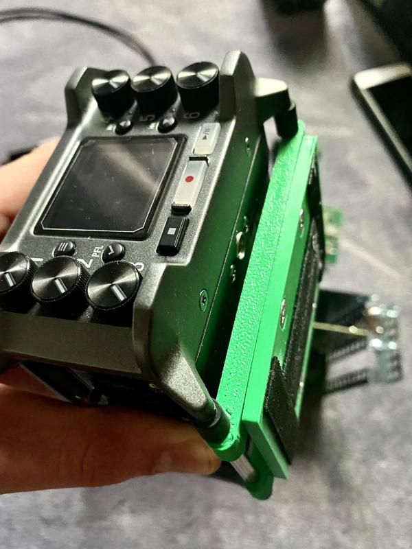 Plate + Double Clamp Velcro Holder for Zoom F6