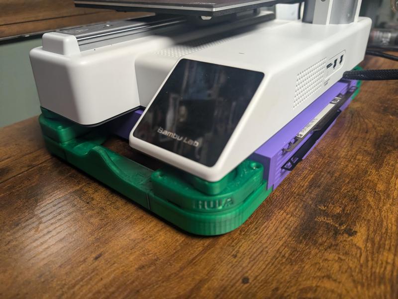 Stand for an A1 Mini that has the Hula feet installed