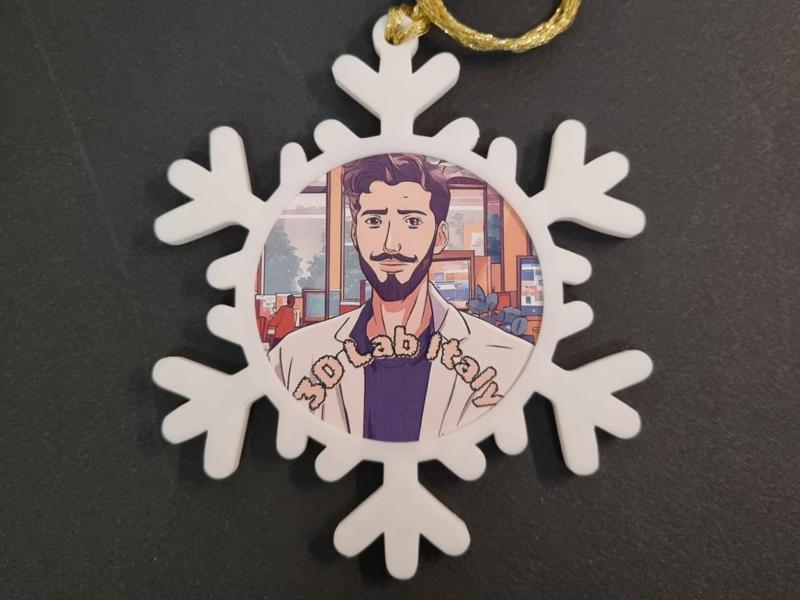 Snowflake-Shaped Photo Frame