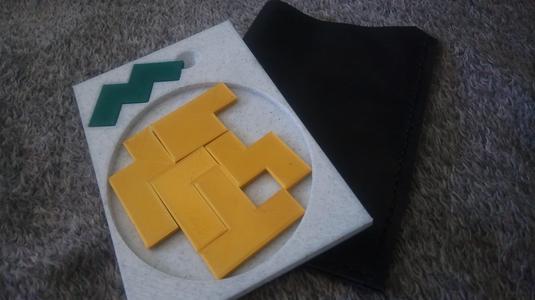 Puzzle Gold and Jade