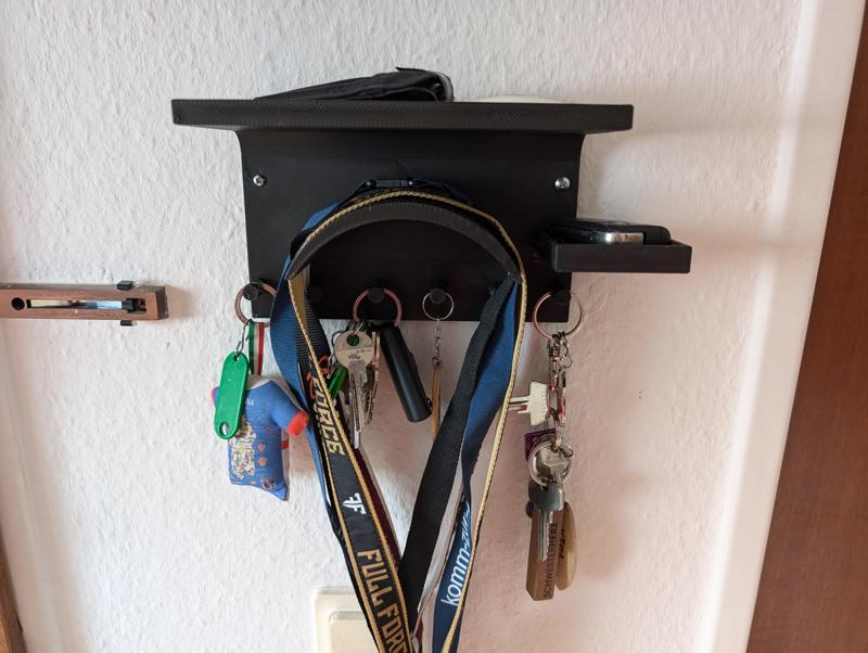Key Holder / Schlüsselbrett