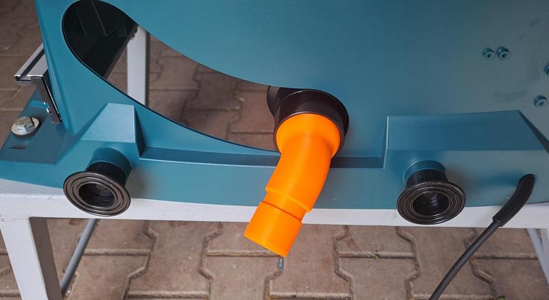 Makita MLT100N table saw - vacuum cleaner adapter