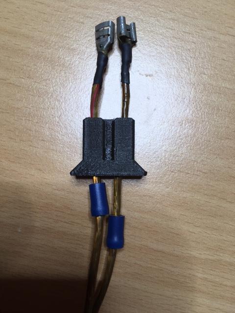 Dometic Cooler propritary 12v Power Plug replacement