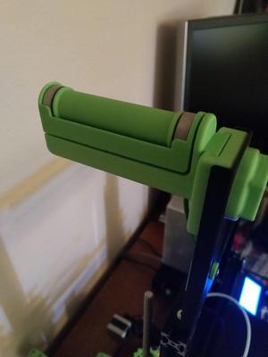 Filament spool holder with integrated load cell