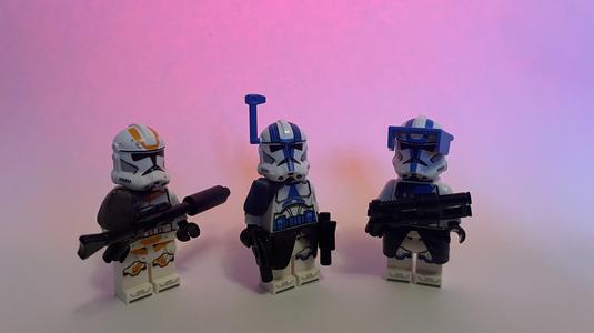 Lego Star Wars kama and pauldron