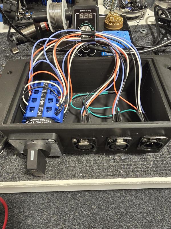 4 Pin XLR Selector Switch