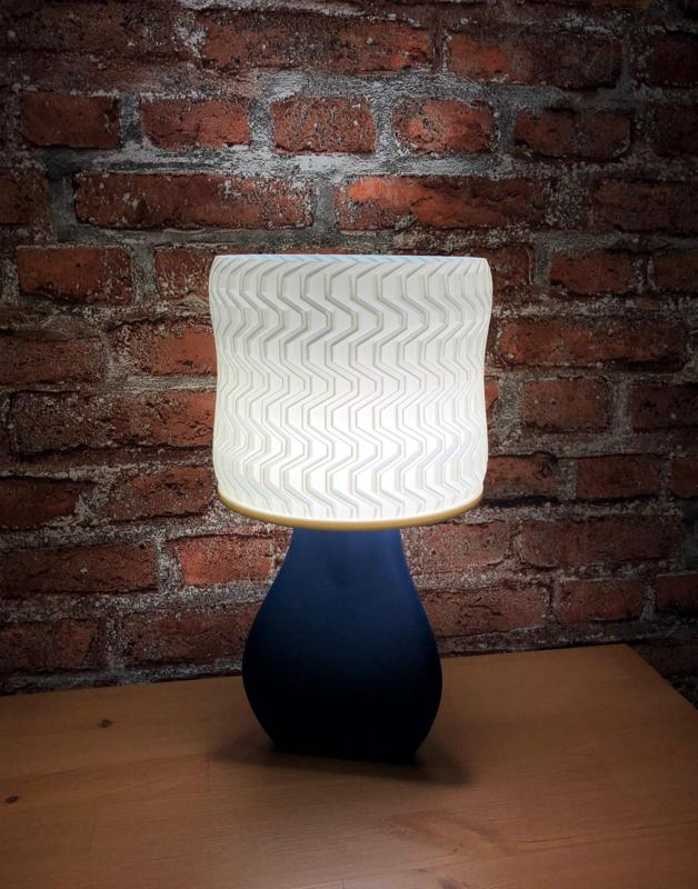 LAMP TRITOR / DESIGNER LAMP / PRINTABLE SHADES (VASEMODE)