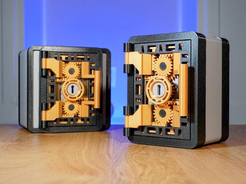 Mini Vault with Lever Tumbler Lock