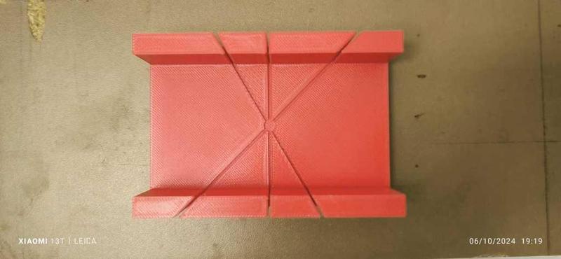 Saw guide for Japanese saw