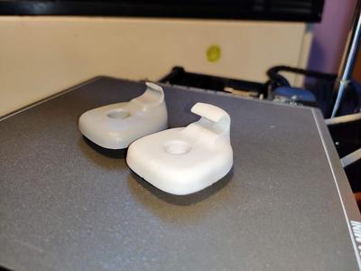 Chrysler sun visor clip