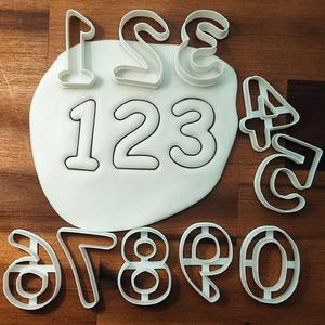 Set of numbers 0-9 cookie cutters