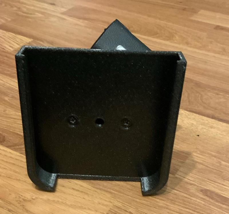 iPhone 12 Pro in case car holder