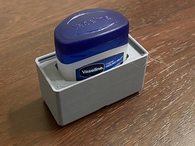 Gridfinity Vaseline Holder.stl