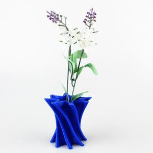 Twist Star Vase