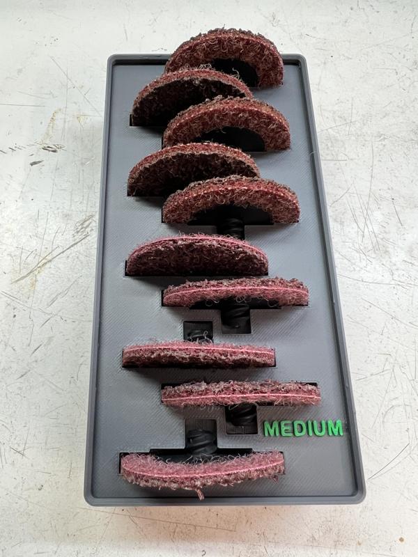 Gridfinity 2 Inch Medium Grit Sanding Disc Holder