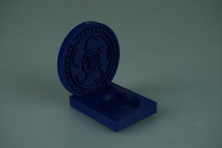 cantabrian candle holder