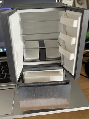 Dollhouse Mini Refrigerator 1:12