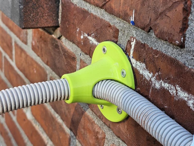 Conduit wall guide to perpendicular