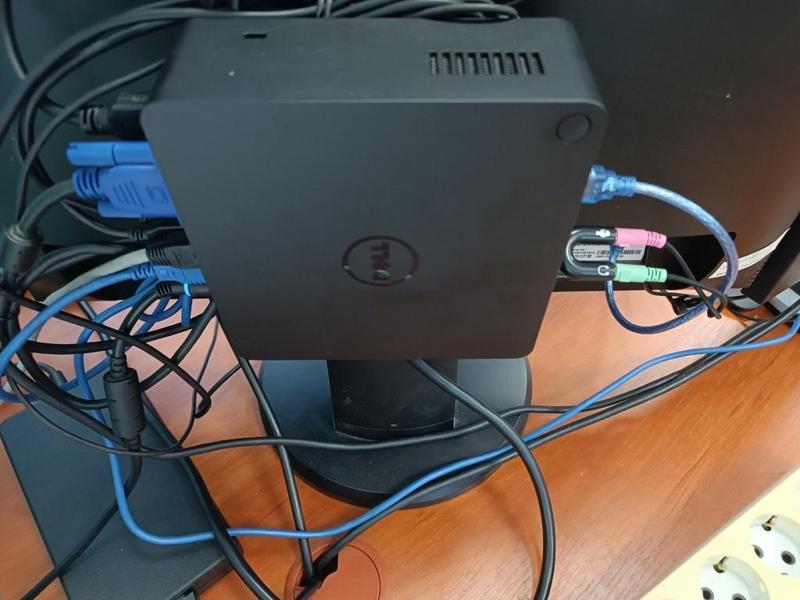 DELL tb18dc, wd19, wd15 and other thunderbolt docking stations vesa mount