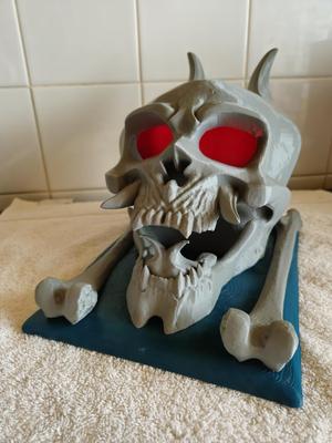 Oni Horned Demon Skull Light