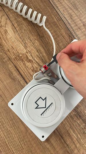 Key for EWELLIX Therapy Table