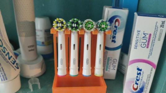 4 slot toothbrutsh holder