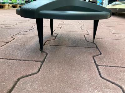 feet gardena viereckregner aquazoom compact