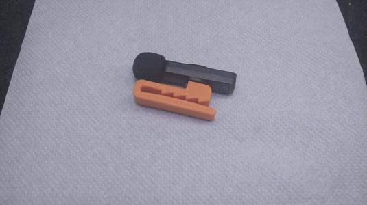 Portable microphone clip holder