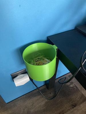 Mini trash bin for 3D printer