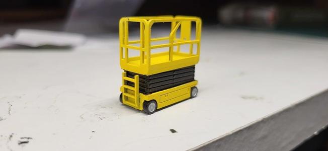 OO Gauge Scissor Lift