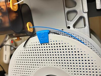 Filament spool cable holder (external block)
