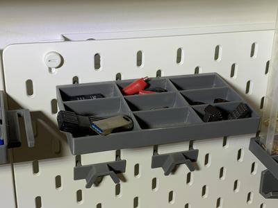 Skadis parametric shelf