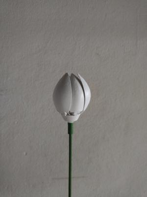 MECHANICAL TULIP PETALS