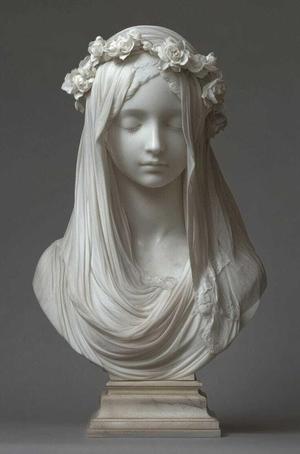 Bust Woman veil crown flowers