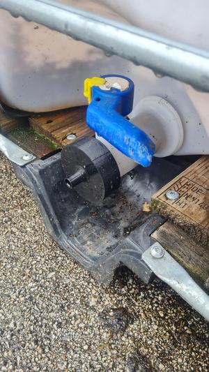 adapter for  IBC to garden hose
