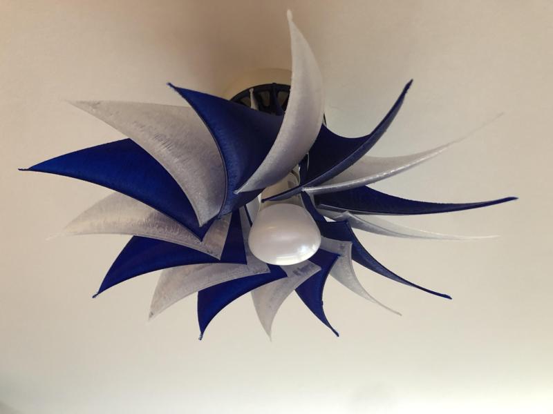 Turbine shaped lamp