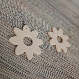 flower earring 2