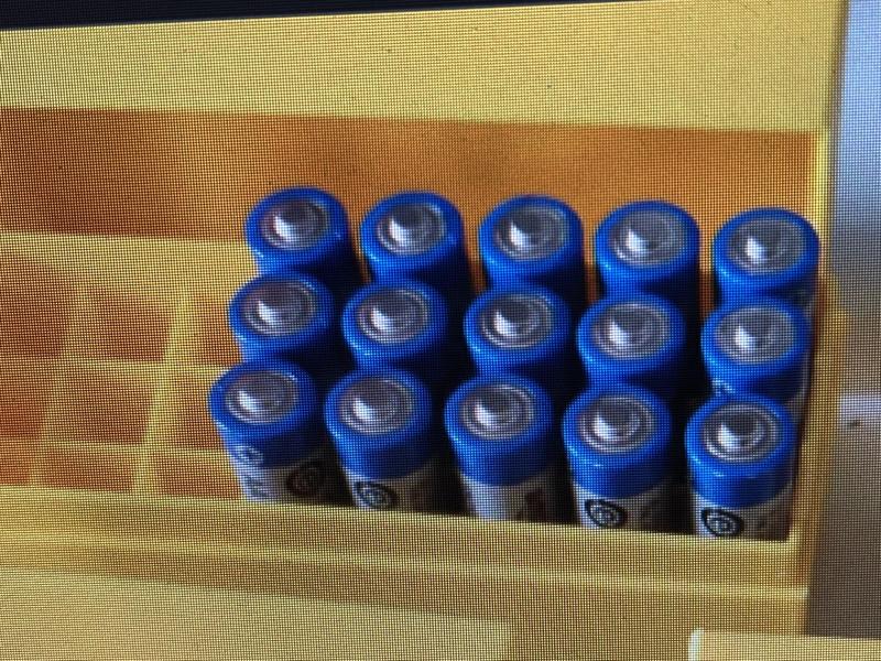 Battery Box for 16x AA Batteries