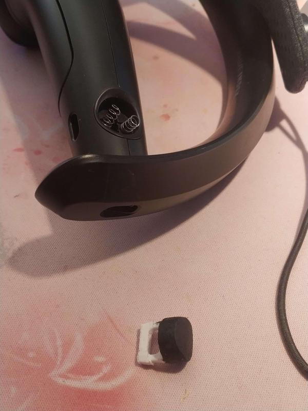 Valve Index controller strap button