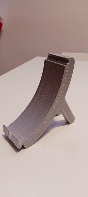 Another "geared" phone stand